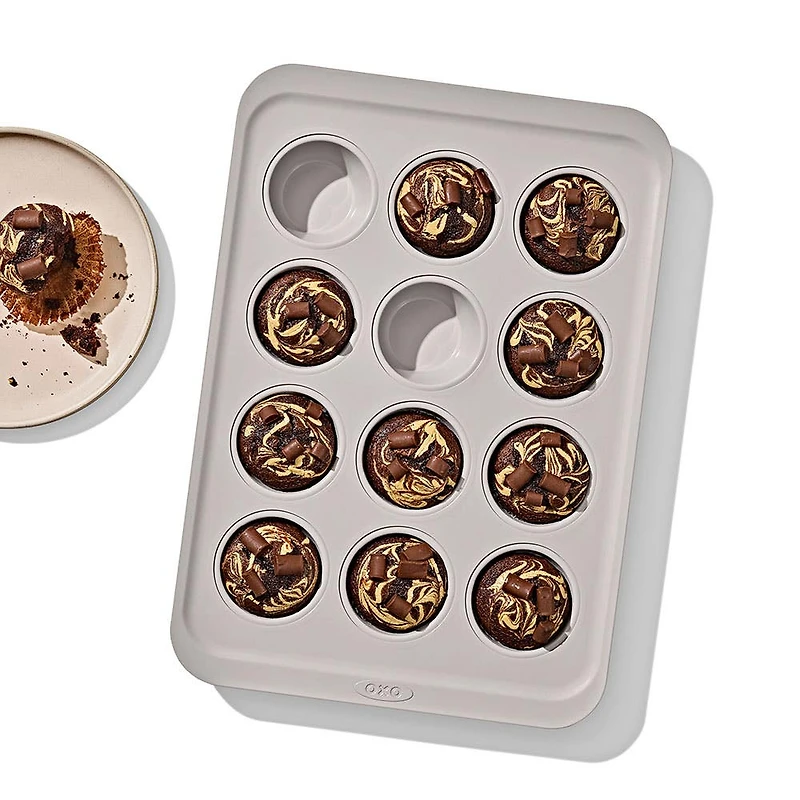 OXO Non-Stick Pro Ceramic Coated Muffin Pan (Blue/Grey)