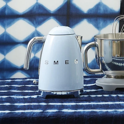 Smeg 50's Style Cordless Electric Kettle (Pastel Blue)