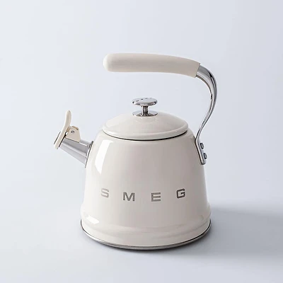 Smeg 50's Style Whistling Stovetop Kettle