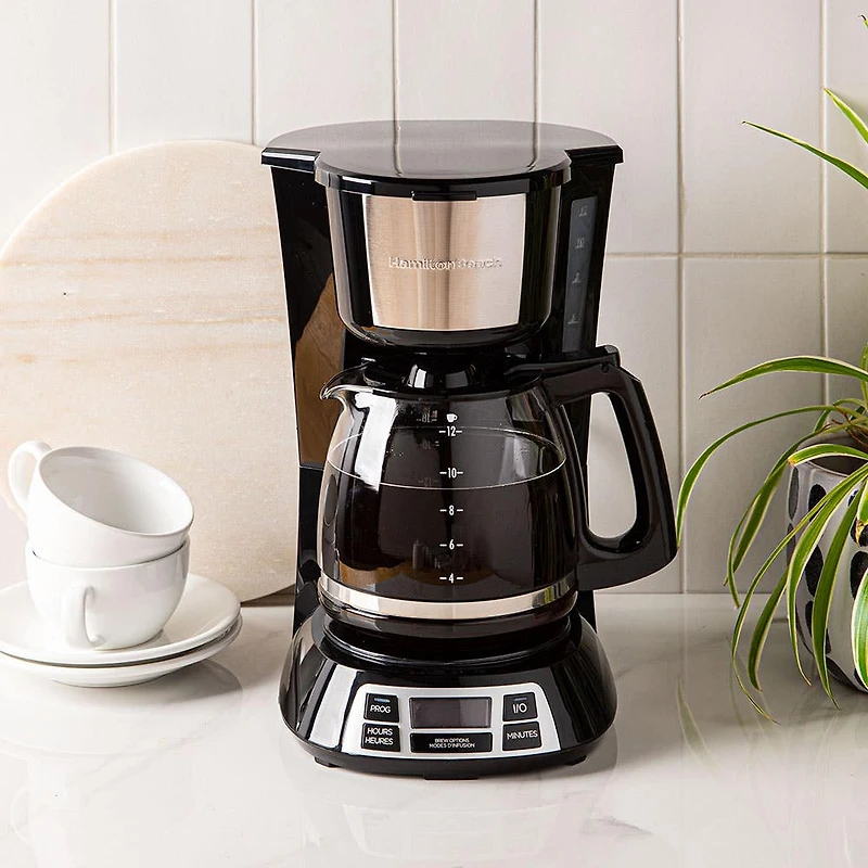 Hamilton Beach Programmable Coffee Maker (12 Cup)