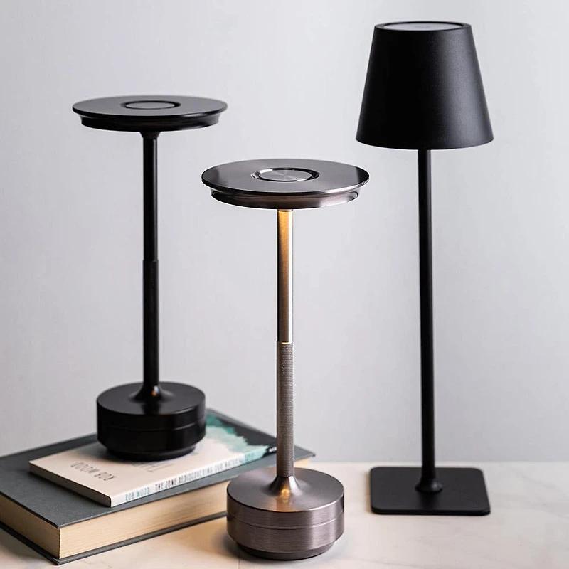 JS Maison Lucie Modern LED Touch Lamp (Black)