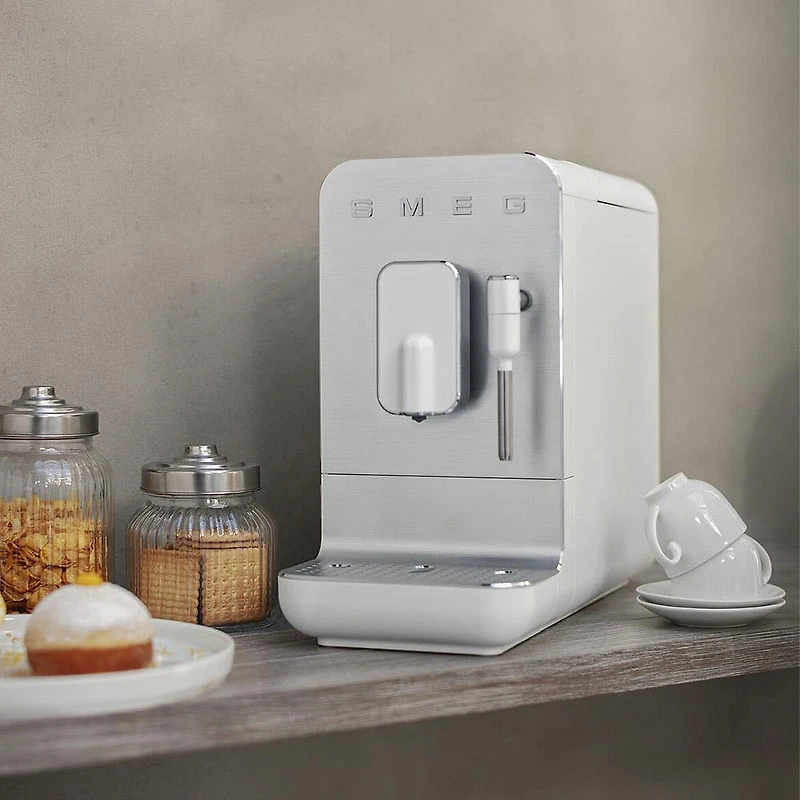 Smeg 50's Style Automatic Espresso Maker w/Milk Wand