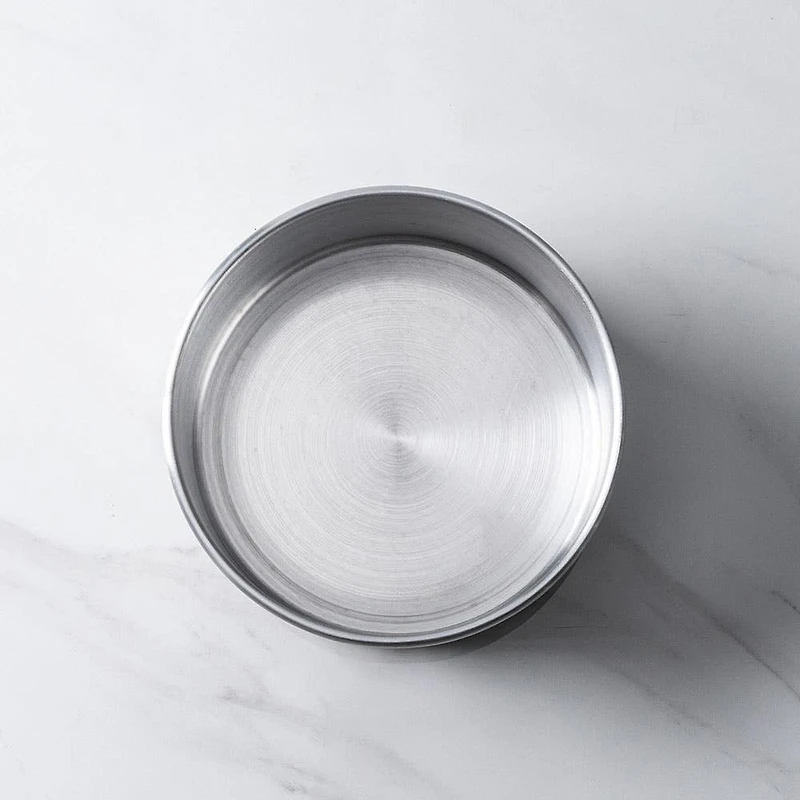 Crown Cookware The Canada Series Round Cake Pan 6"