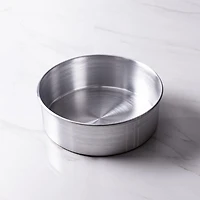 Crown Cookware The Canada Series Round Cake Pan 9"