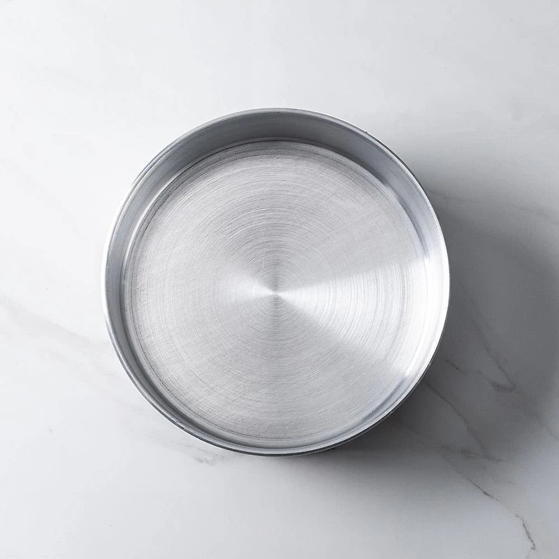 Crown Cookware The Canada Series Round Cake Pan 9"