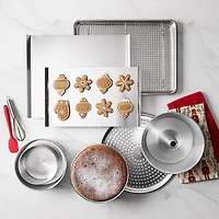 Crown Cookware The Canada Series Perforated Pizza Pan 14"