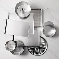 Crown Cookware Custom Spinning Cooling Rack 13"x18"