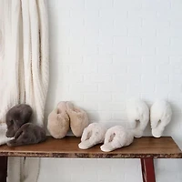 Harman Park Ciuty 'Super Plush' Memory Foam Slippers Women (Tan)