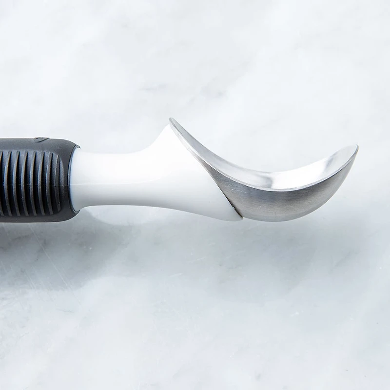 OXO Good Grips Ice Cream Scoop (Black)