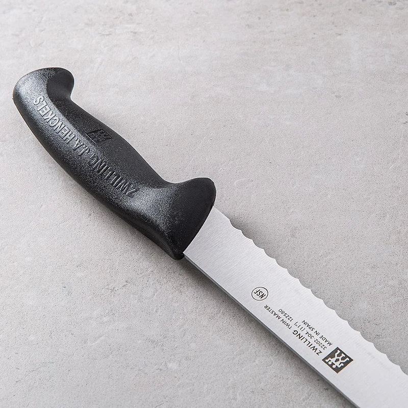 ZWILLING Twin Master 11.5" Carving-Slicing Knife Serrated (Black)