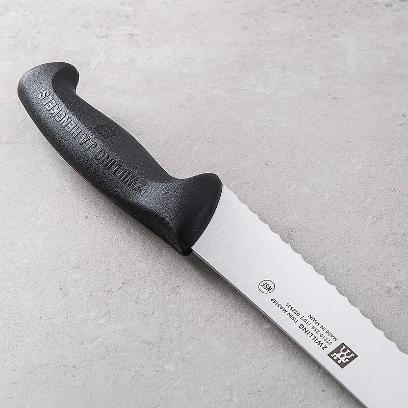ZWILLING Twin Master 9.5" Bread-Pastry Knife Serrated