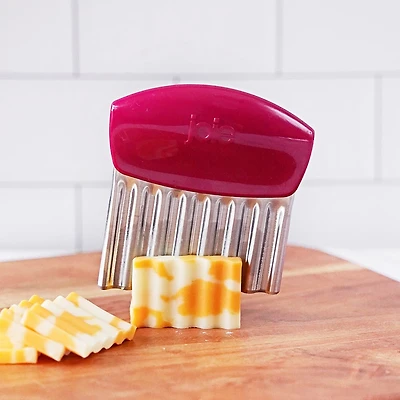 Joie Uptown Wavy  Cheese Knife