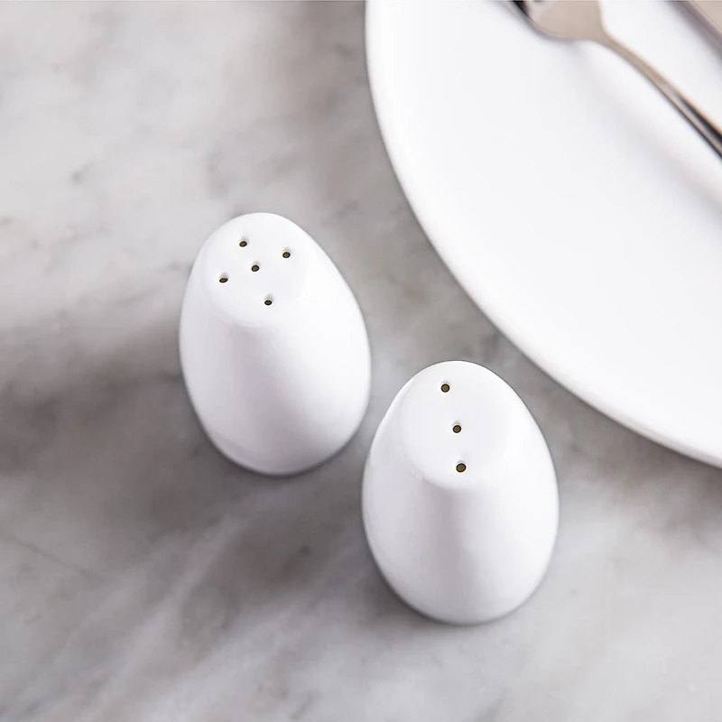 A La Carte 'Essentials' Porcelain Salt &  Pepper - Set of 2 (White)
