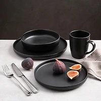 KSP Hans Stoneware Dinnerware - Set of 16 (Black)