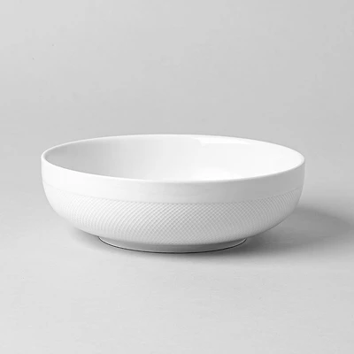 A La Carte 'Diamond' Porcelain Serving Bowl 8.25" (White)