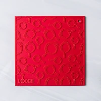 Lodge Kitchen Gear Silicone Trivet 7"x7" (Red)