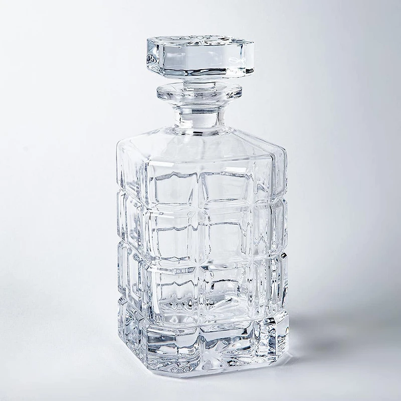 Godinger Radius Crystal-Cut Whiskey Decanter (28oz,)