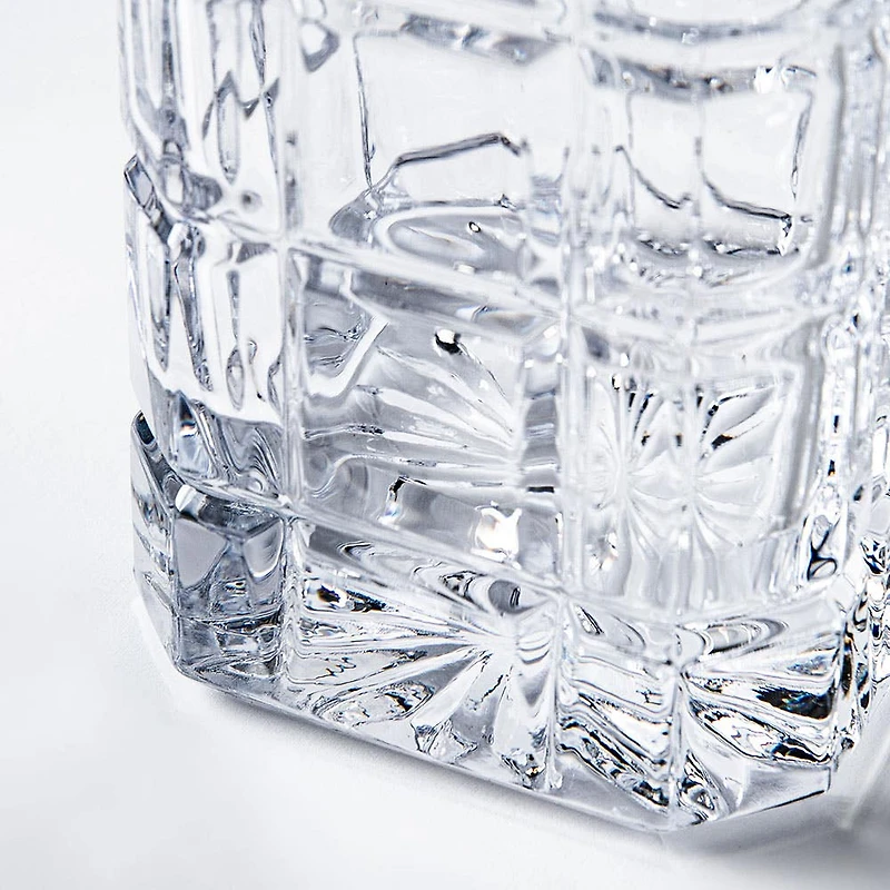 Godinger Radius Crystal-Cut Whiskey Decanter (28oz,)