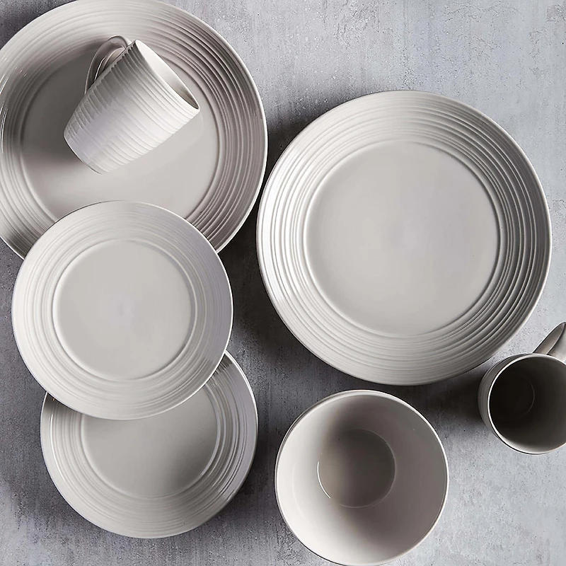 Thomson Pottery Ripple Stoneware Dinnerware - Set of 16 (Linen)