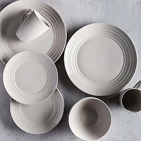 Thomson Pottery Ripple Stoneware Dinnerware - Set of 16 (Linen)
