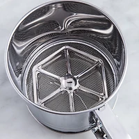 Cusina Classica Trigger Action Flour Sifter (Stainless Steel)
