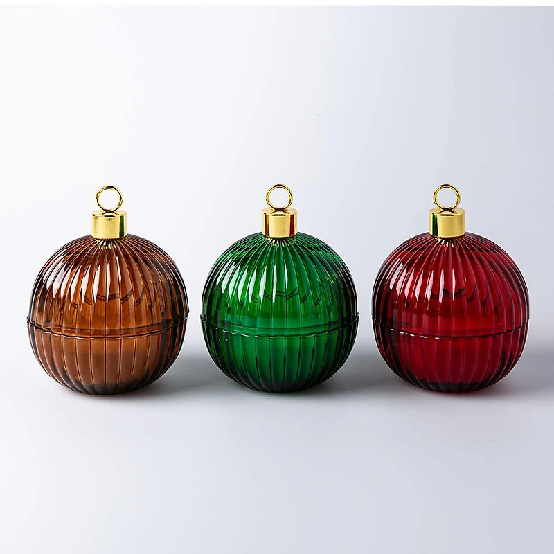 KSP Christmas Bulb 'Cinnamon & Vanilla' Scented Candle (Red)