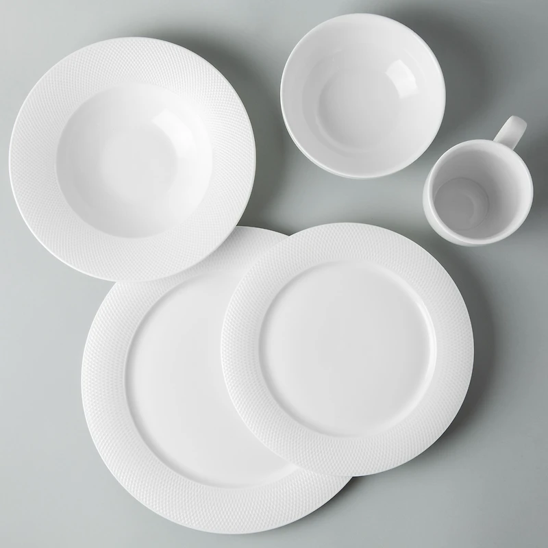A La Carte 'Diamond' Porcelain Dinner Plate (White)