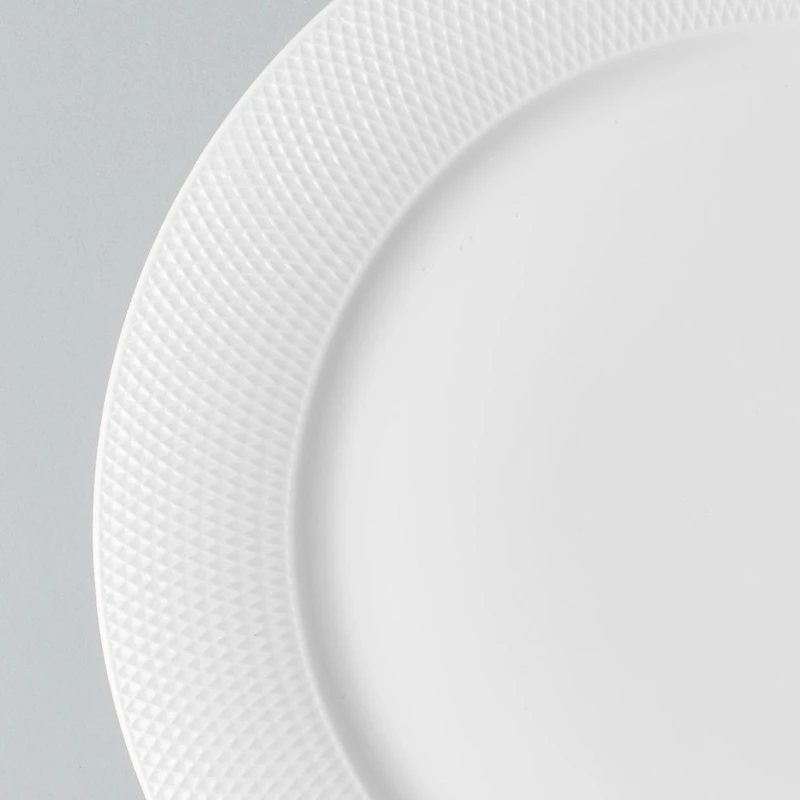 A La Carte 'Diamond' Porcelain Dinner Plate (White)