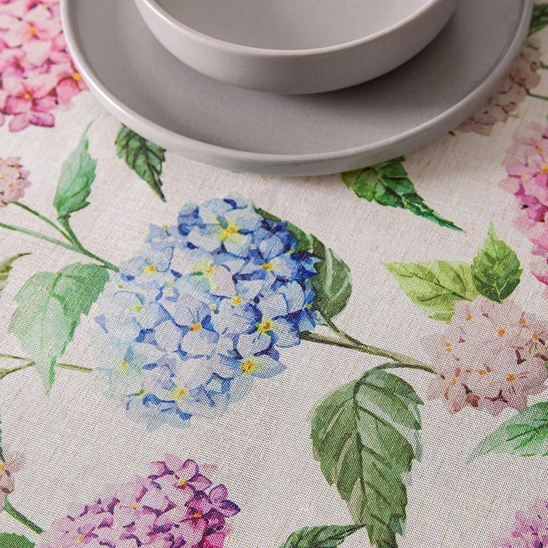Harman Printed 'Hydrangea' Linen Tablecloth (60x120")