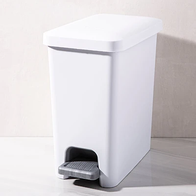 Sterilite Stepon Garbage Can (White)