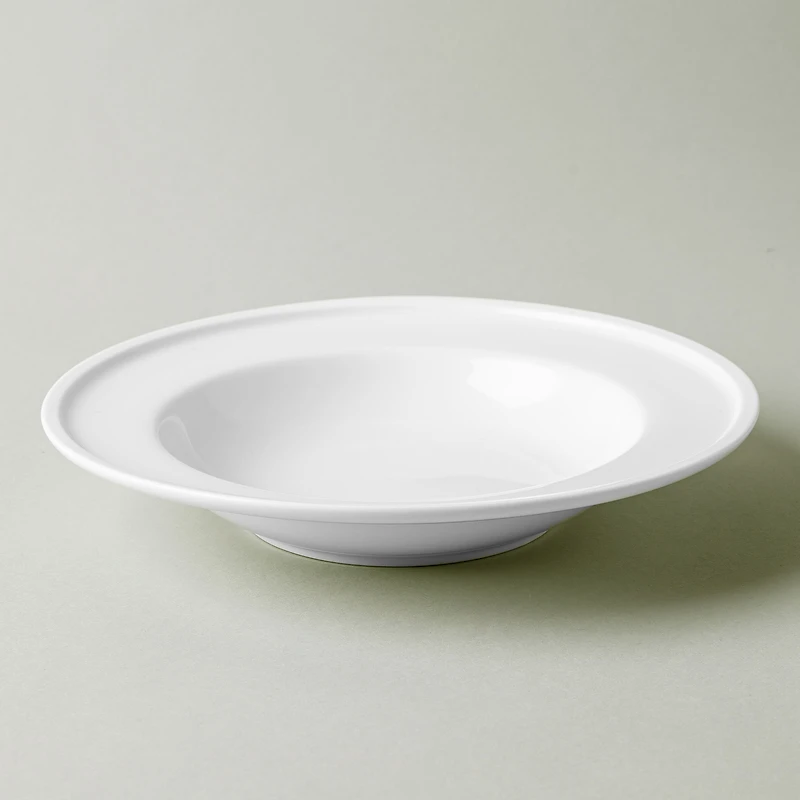 A La Carte 'Bergen' Porcelain Soup and Pasta Plate (White)