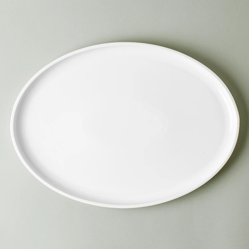 A La Carte 'Essentials' Porcelain 14" Oval Platter (White)