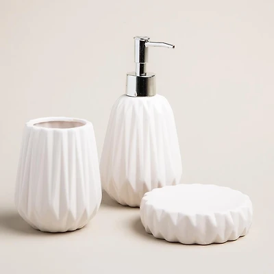 Harman Gem Ceramic Bath Accessory Combo