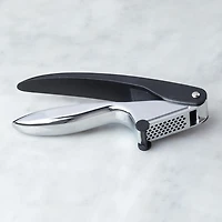 Starfrit Garlic Press with Scraper (Black/Chrome)