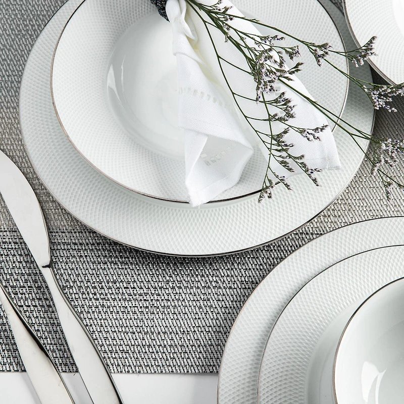 A La Carte 'Diamond Platinum' Porcelain Dinner Plate (White)