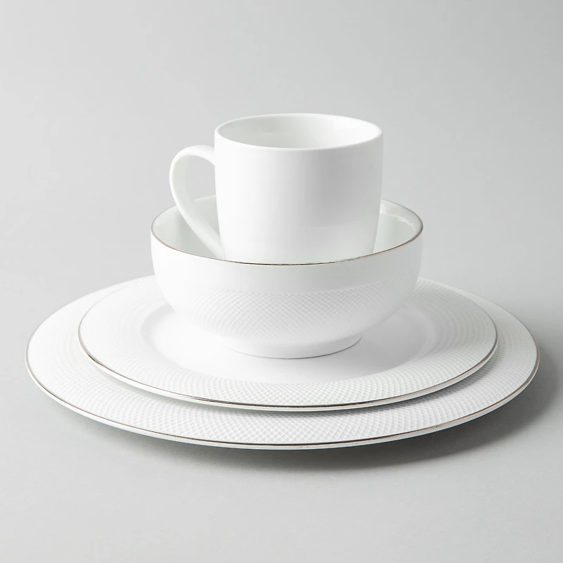 A La Carte 'Diamond Platinum' Porcelain Dinner Plate (White)