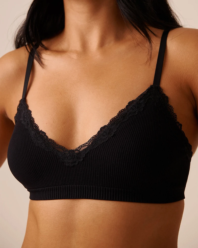 Lightly Lined Seamless Ribbed Bralette