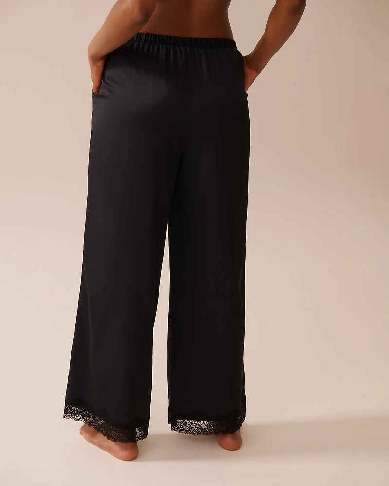 Pantalon en satin et dentelle