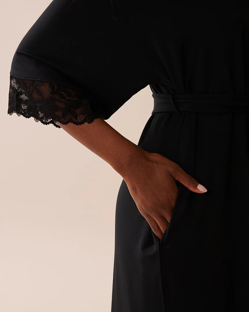 Kimono en modal avec détails dentelle