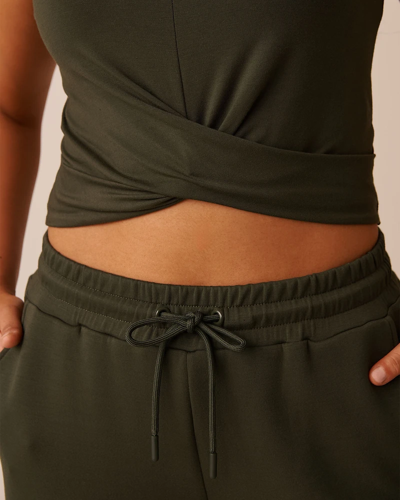 Camisole courte torsadée en modal