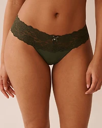 Culotte tanga microfibre et large bande de dentelle