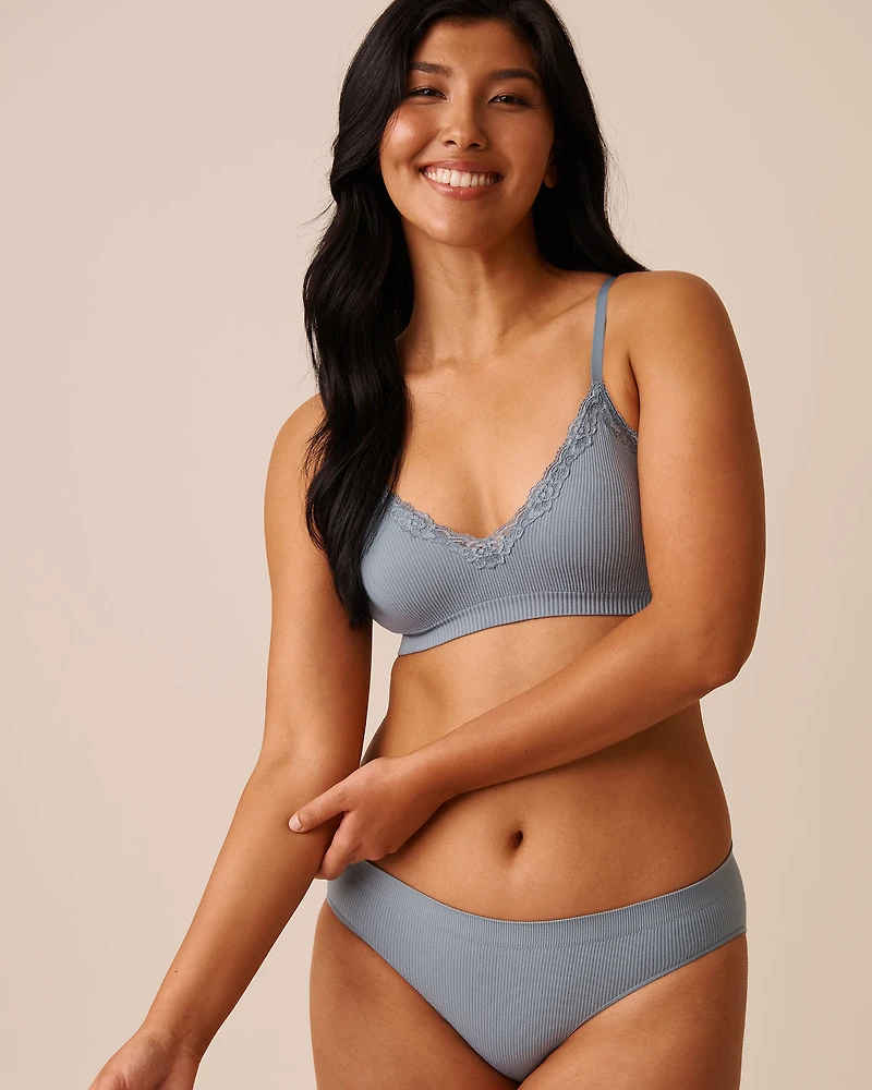 Seamless Fabric Ribbed Bikini Panty