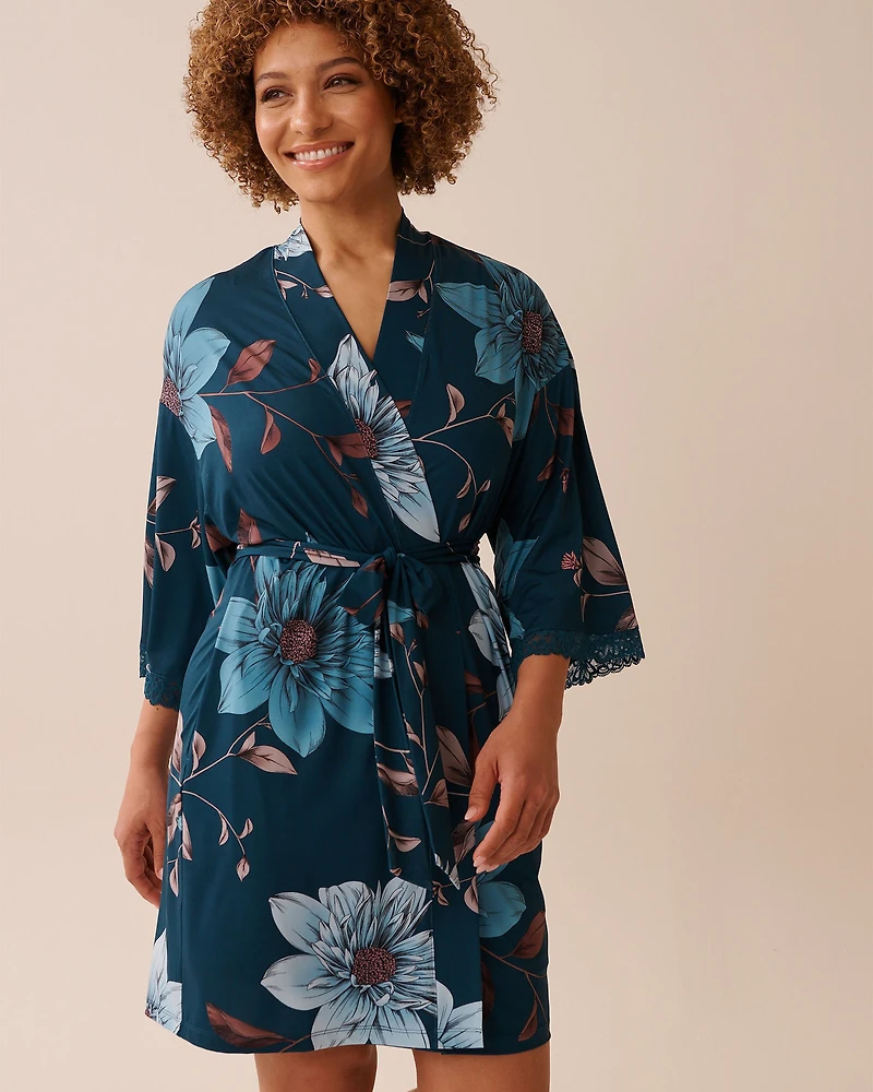 Recycled Fibers Chrysanthemum Print Lace Trim Kimono