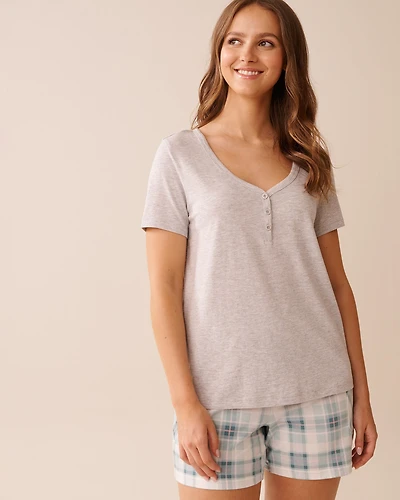 T-shirt henley