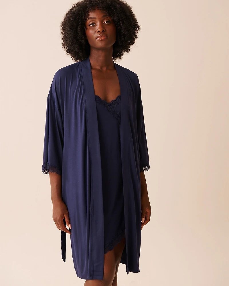 Kimono en modal avec bordures dentelle