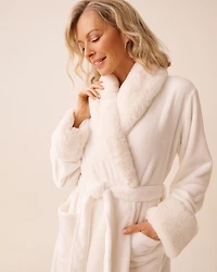 Robe de chambre en peluche avec col fausse fourrure