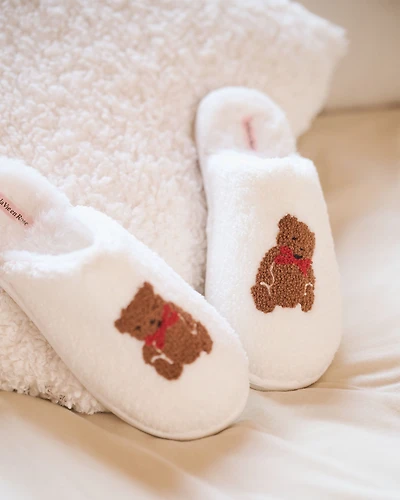 Pantoufles en fausse fourrure bouclée broderies moutons
