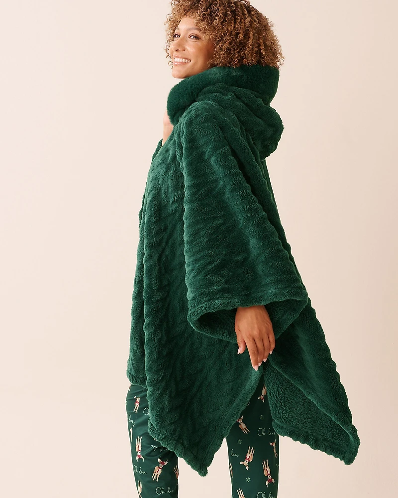 Cable Effect Soft Plush Hooded Cape