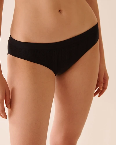 Seamless Fabric Pointelle Bikini Panty