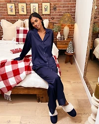 Pantoufles en faux suède et fausse fourrure